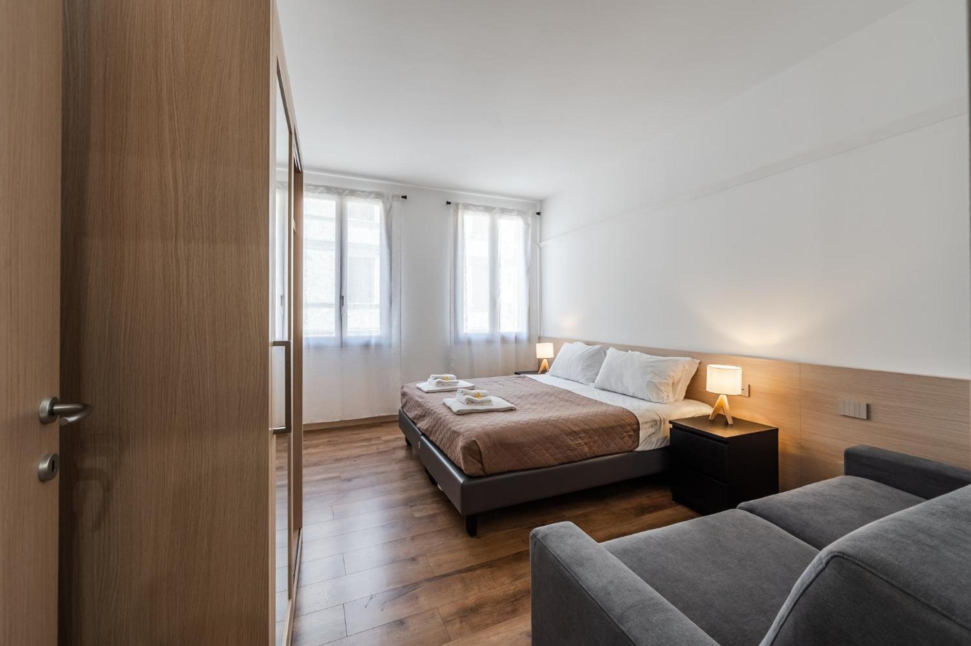 Hoomee Piazza Erbe Apartment Verona Exterior photo